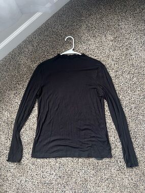 Women's Black Long Sleeve Tee with Lettuce Edge